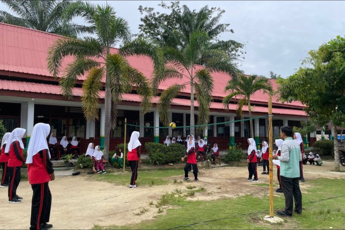 Kegiatan Hari Pertama Class Meeting MIN 2 Bungo Tahun Ajaran 2025/2026